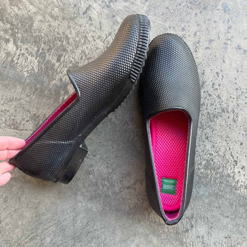 Cougar Size 10 Black Ruby Rain Shoes Rubber Slip On